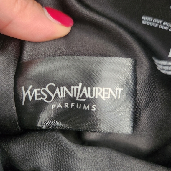 Yves Saint Laurent Textured Black Beauty Bag - Picture 8 of 11